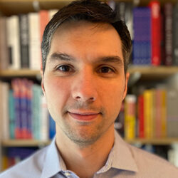 Editor photo Sean deLone 